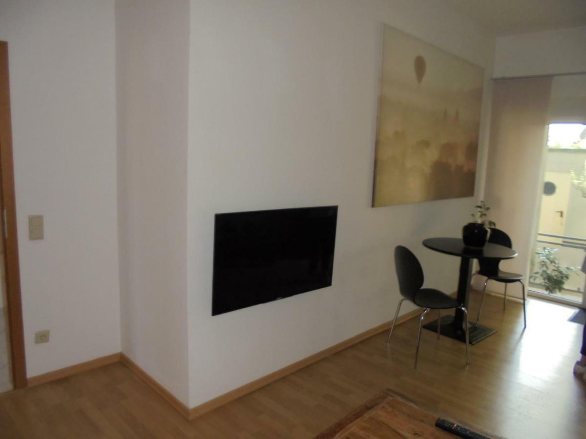 Ferienwohnung Mit Terasse Ομπερχάουζεν Εξωτερικό φωτογραφία
